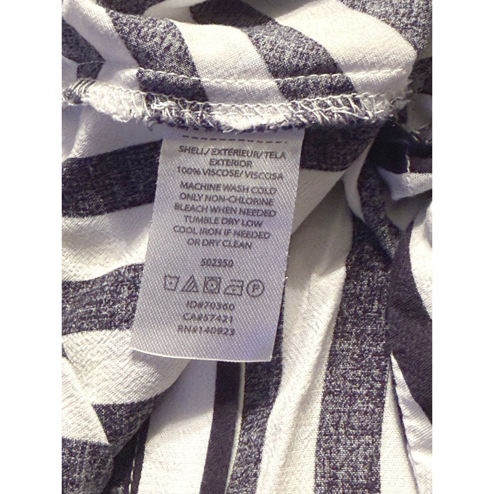 Loft Petites Black White Striped Tie Front Sleeveless Shell Top XXSP Button Back - Picture 9 of 10